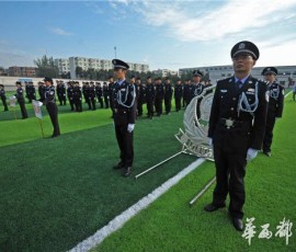 现场射击、擒拿歹徒……四川戒毒系统大比武 现场射击、擒拿歹徒……四川戒毒系统大比武