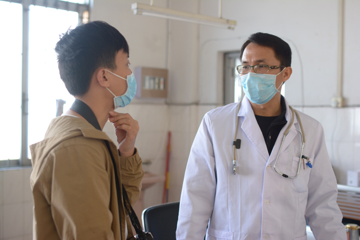 〖今天我当班〗高墙内戒毒民警的一天